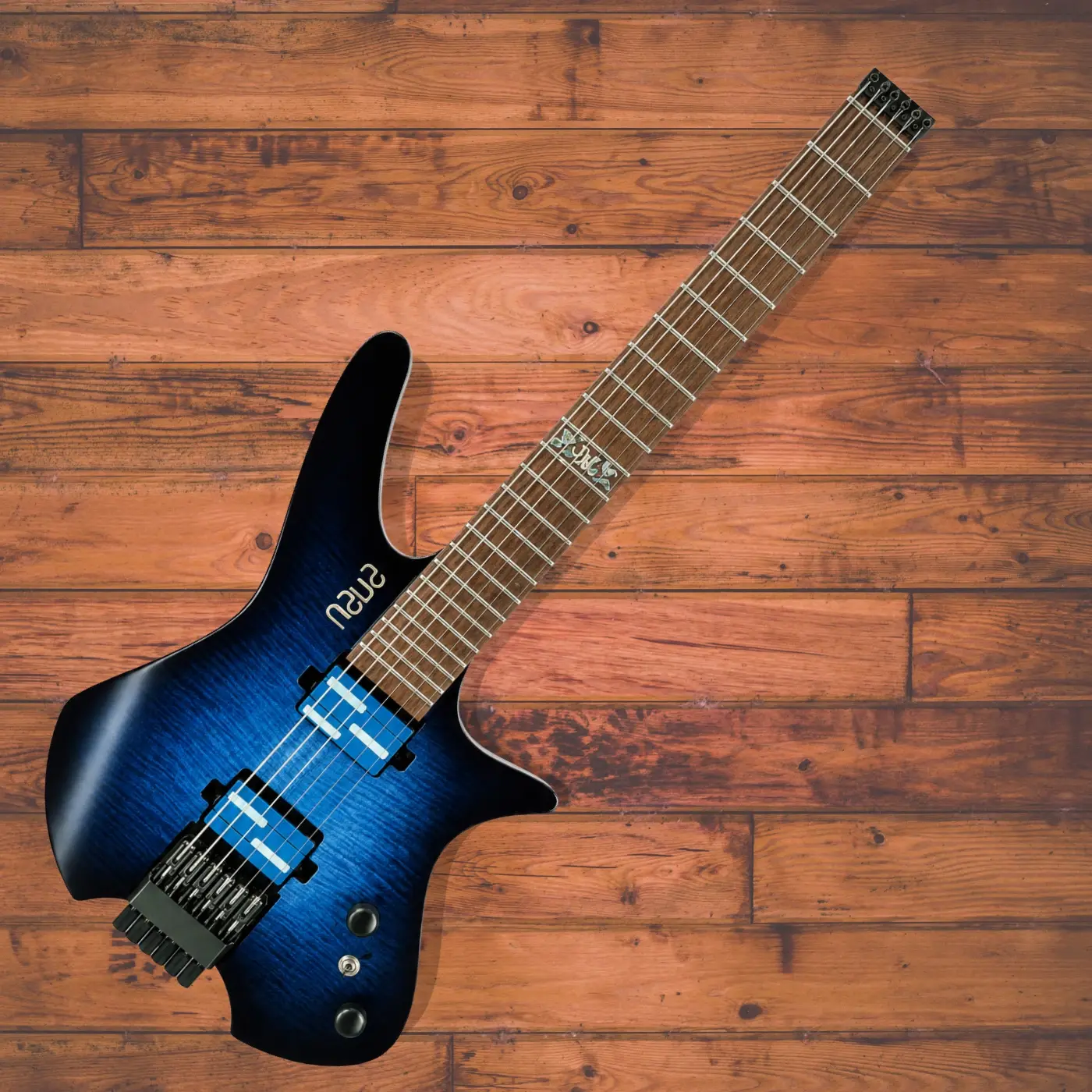Nava Guitars gallery image 5