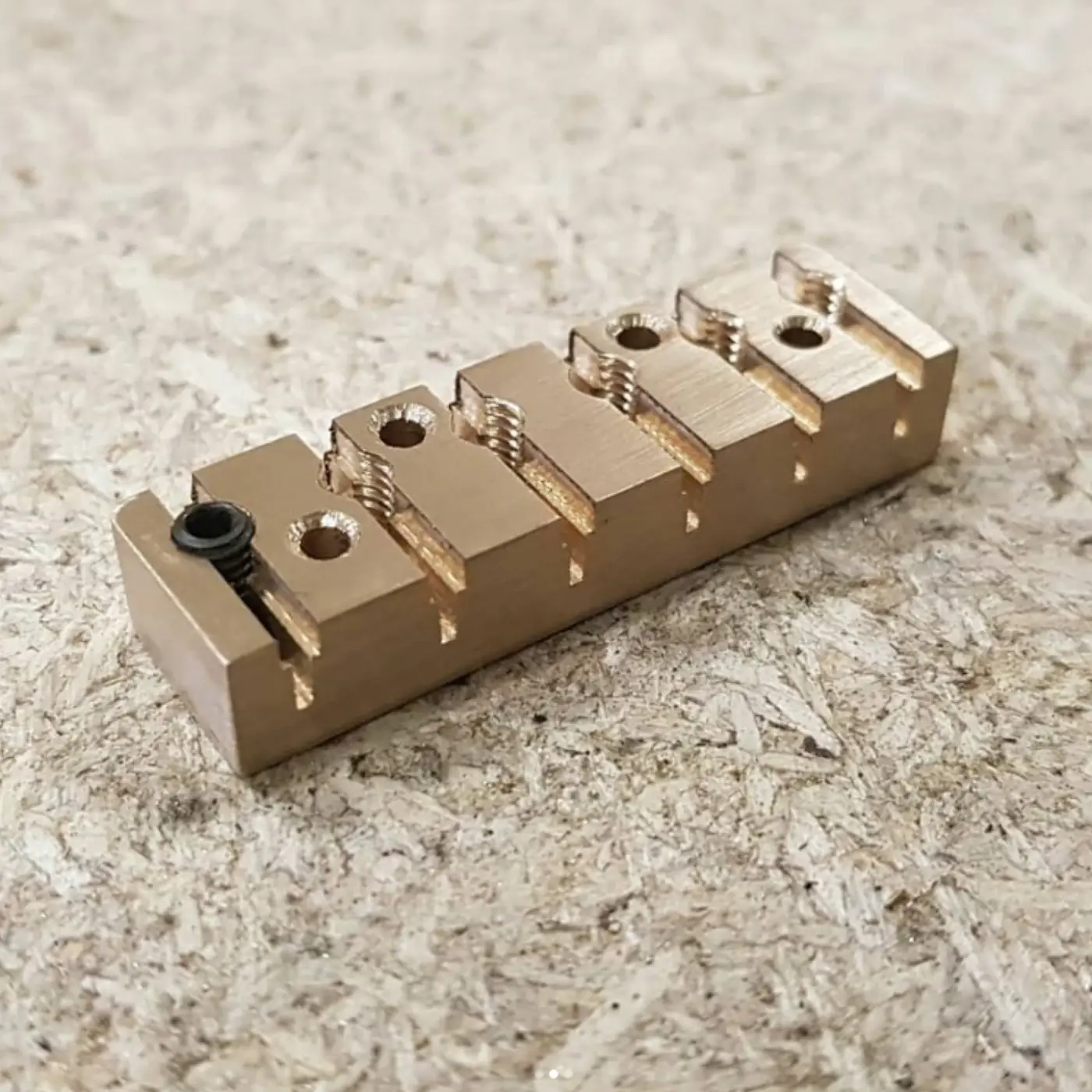 Nava Guitars gallery image 6