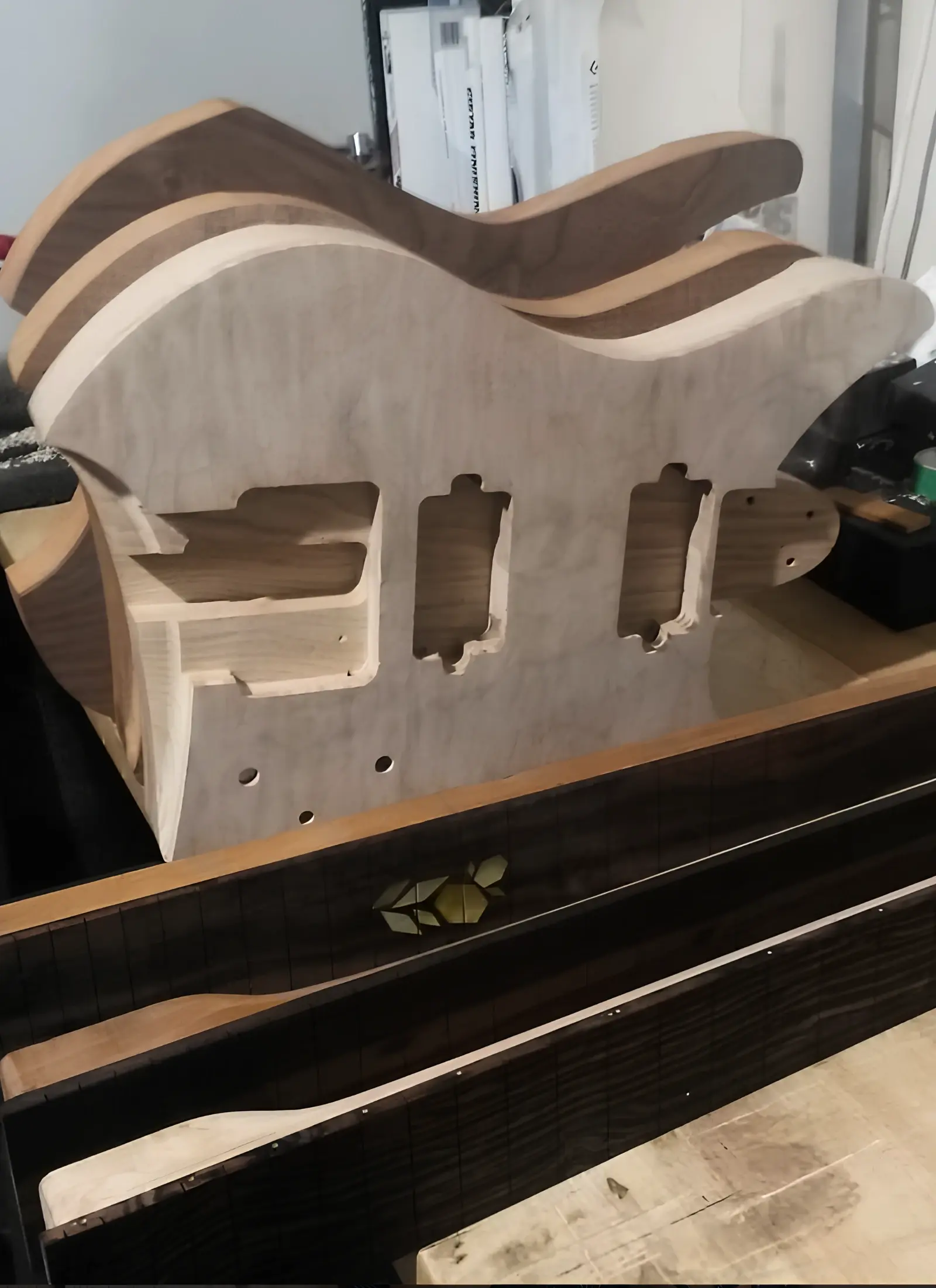 Nava Guitars about hero image
